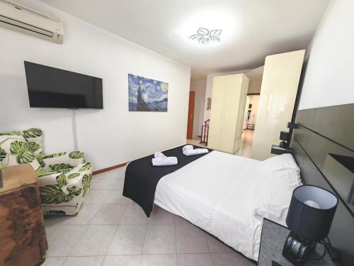 Quartiere XX Ardeatino Apartment | Eur Heritage Suite