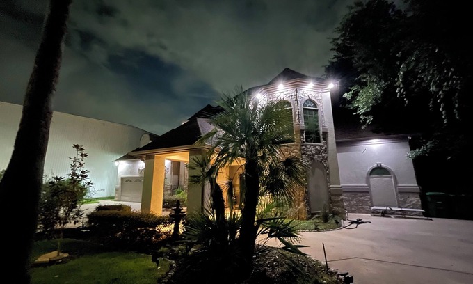 Northside House | EURA near Houston Downtown