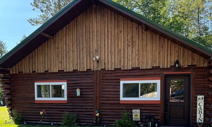 Mellen Cabin | Eureka Lake Log Cabin Retreat