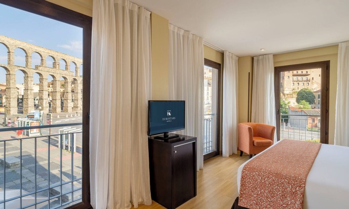 Segovia Old Town Hotel | Eurostars Plaza Acueducto