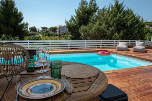Spata-Artemida Villa | Evaeri villa