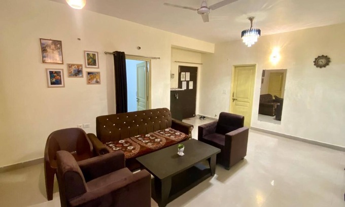 Lanka Apartment | Evara Stays