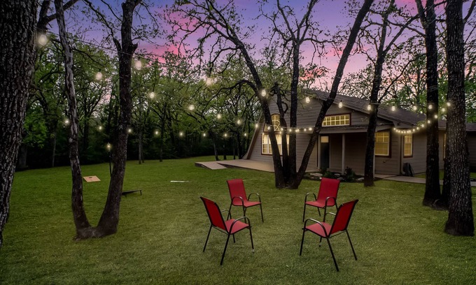 College Station Other | Evergreen Escape - Smith