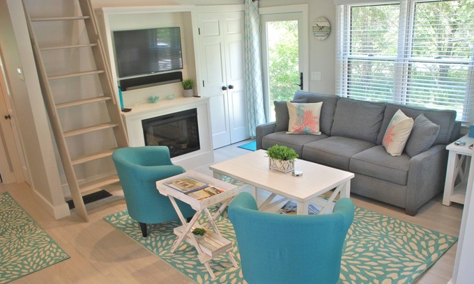Nantucket Cottage | EVERGREEN ESCAPE: Private Cottage close to South Shore Beaches