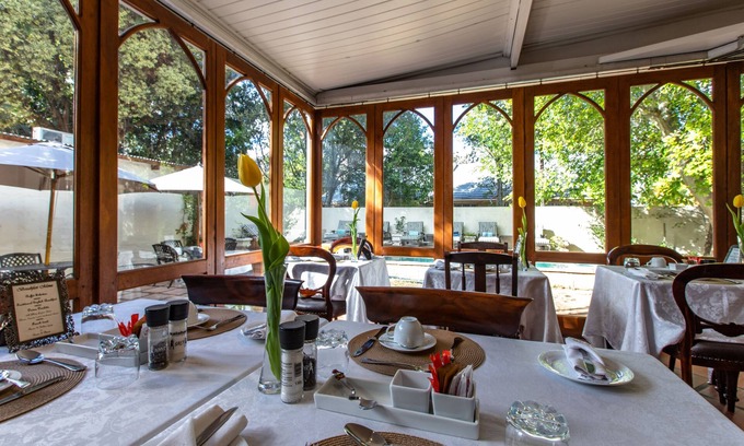 Stellenbosch Central House | Evergreen Manor And Spa