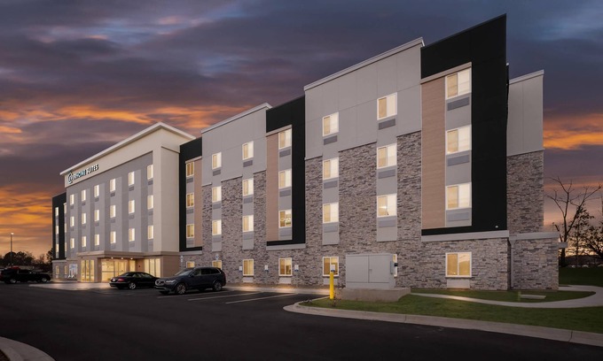 Huntsville Hotel | Everhome Suites Huntsville - Research Park