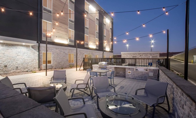 Yuma Hotel | Everhome Suites Yuma East I-8