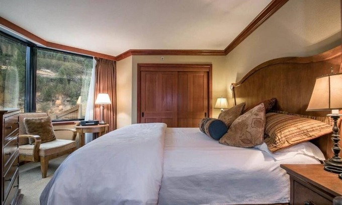 Olympic Valley Apartment | Everline Resort & Spa, 1 Bedroom w/Kitchenette, Ski in/out