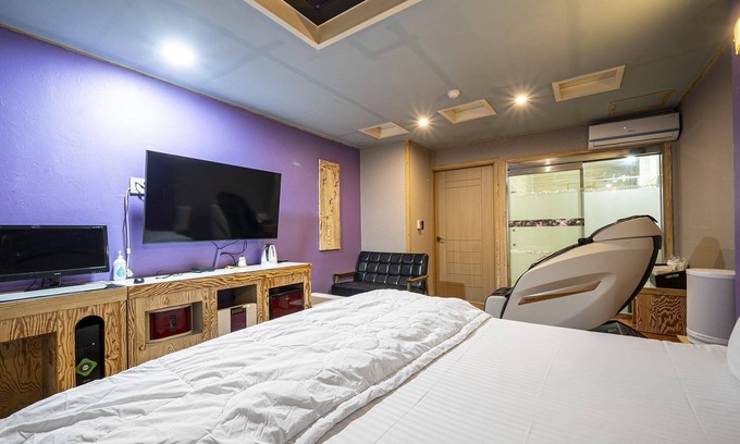 Pohang Hotel | Evian Drive-in in Daejam-dong Pohang