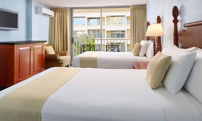 Waikiki Hotel | Ewa Hotel Waikiki