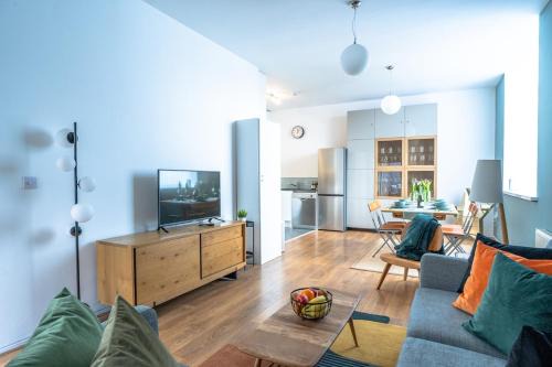 Docklands Apartment | ExceL London - 2 Bedroom Apartment - Sleep 4