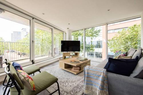 Docklands Apartment | ExCel London Spacious 3 Bedroom - Royal Docks