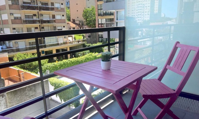 Nunez Apartment | Excellent apartment w/balcony in residential area