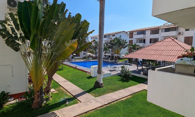 Palmar de Aramara Condo | Excellent location and nice common areas