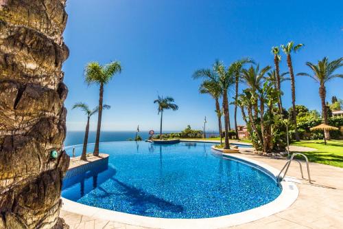 Velilla-Taramay House | Excellent views, Beach and mountain