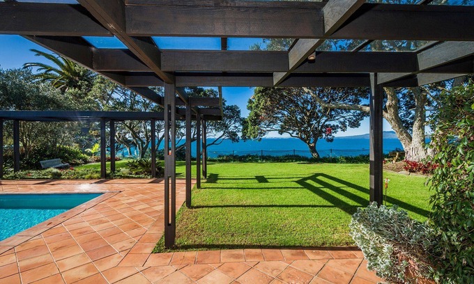 Auckland House | Exceptional Waterfront House