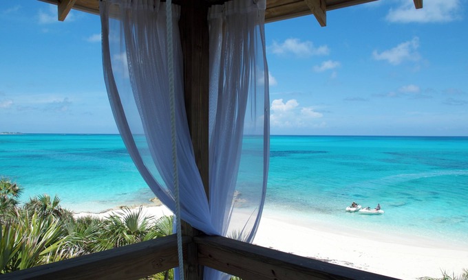 Nassau Villa | Exclusive 2-bedroom Villa at Sandy Toes on Private Island