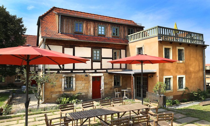 Graupa Other | Exclusive 4-star holiday home for 8-12 people on historic Dreiseithof