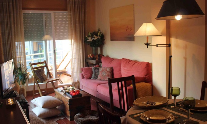 Sanxenxo Apartment | EXCLUSIVE APARTMENT IN SANXENXO, GARDEN AND SWIMMING POOL 100 M FROM SILGAR BEACH