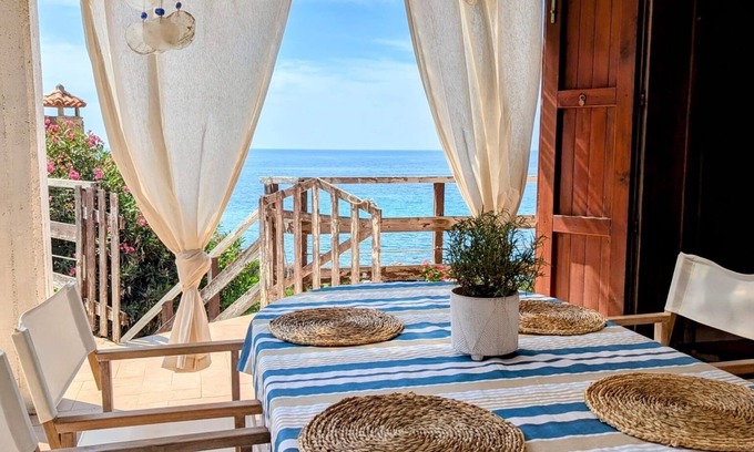 Arbus House | Exclusive House 50 meters from the sea