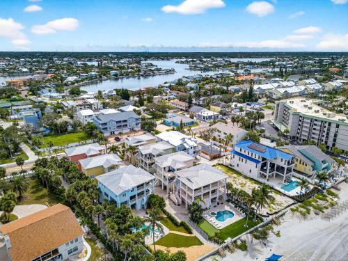 Indian Rocks Beach House | Exclusive Isla Bonita