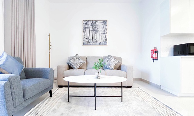 Umm Suqeim 3 Apartment | Exclusive One-Bedroom Apartment in Asyel 3