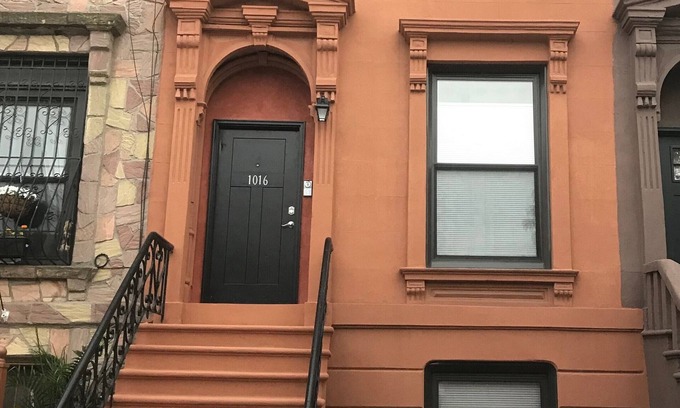 Bedford-Stuyvesant Apartment | Exclusive Rates in the heart of Brooklyn NY.