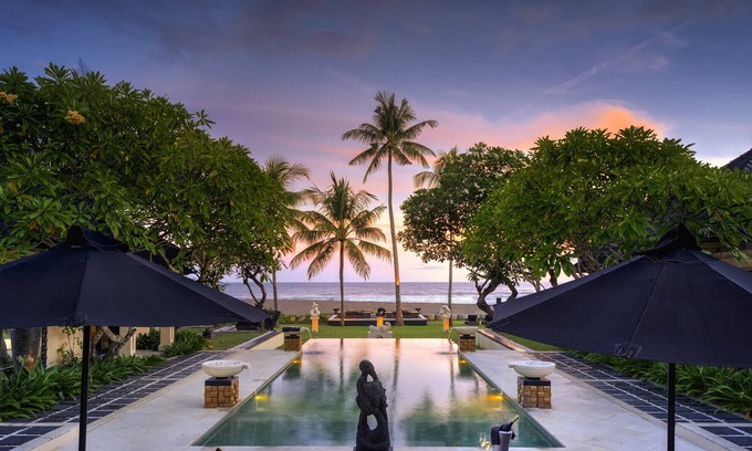 Sukawati Villa | Exclusive & Stylish Ocean View Villa with Private Chef