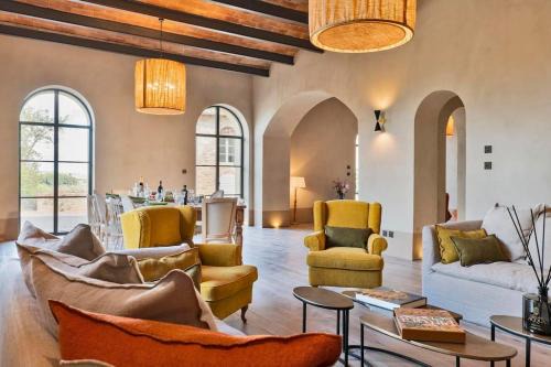 Siena Villa | Exclusive Villa Mami