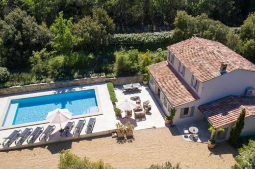 Bonnieux Villa | Exclusive Villa with Stunning Luberon Views