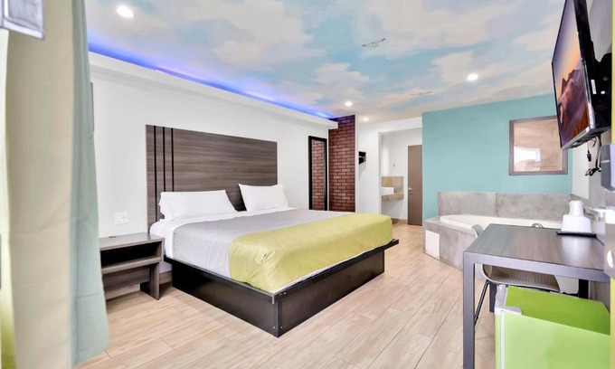Harbor Hotel | Exclusivo Inn and Suites
