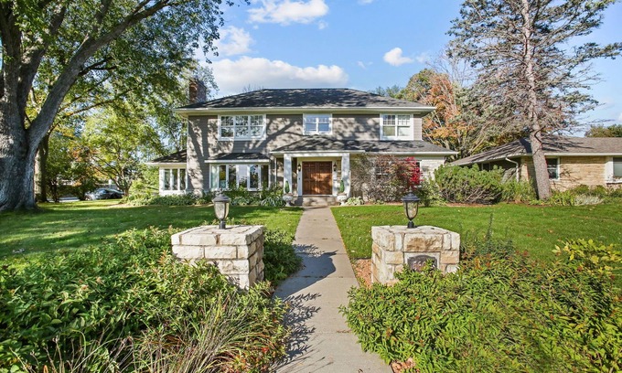 Edina House | Executive 5-bedroom house in Edina