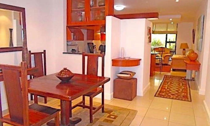 Sandown Apartment | Executive apartment - Sandton