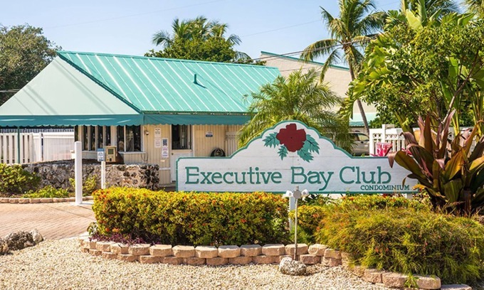 Islamorada Villa | Executive Bay - Next to Beach and Pool!
