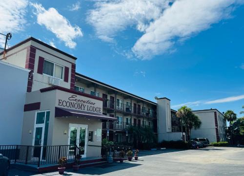 Pompano Beach Hotel | Executive Economy Lodge