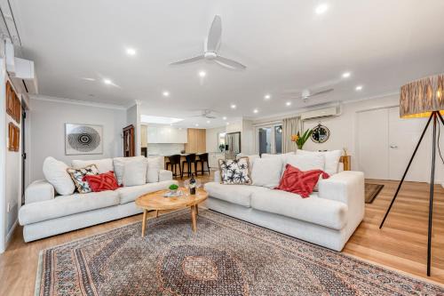 Annandale House | Executive Home in Prime Annandale Location