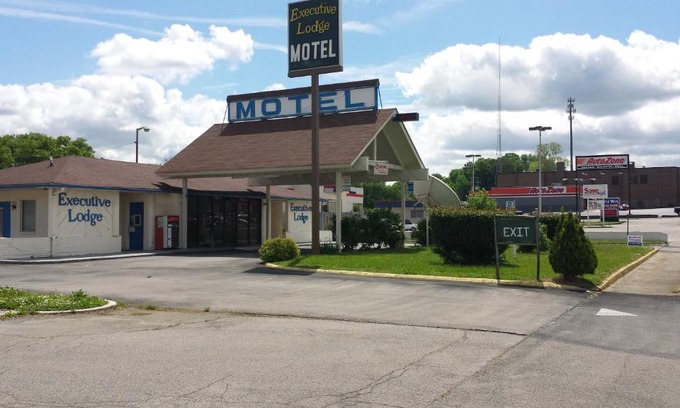 Alcoa Hotel | Executive Lodge
