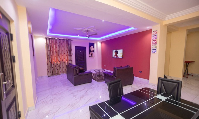 Accra Apartment | Executive One Bedroom Furnished Apartment - 25 mins drive from the Airport