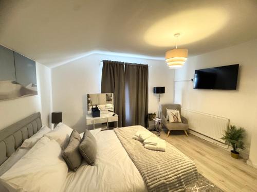 Barry Apartment | Executive Studio Apartment in the heart of Barry, Flat 1