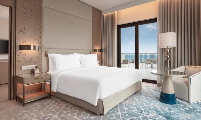 Al-Fujairah Apartment | Executive Suite Ocean View Near Fujairah Corniche