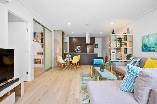 Chinatown Apartment | Exhibition City Retreat Spacious 3 Bedroom Stay