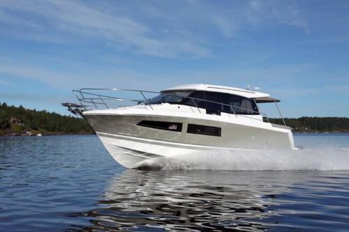 Charente-Maritime Boat Rental | Expérience maritime inoubliable à La Rochelle
