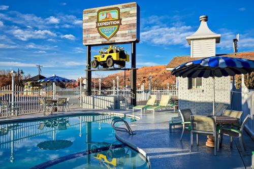 Moab Hotel | Expedition Lodge Moab Arches National Park