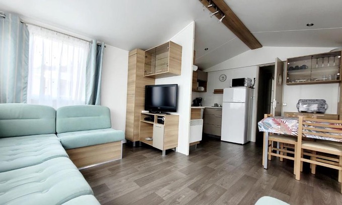 Saint-Jean-de-Monts Ski Chalet | Experience - Camping du Bois Dormant