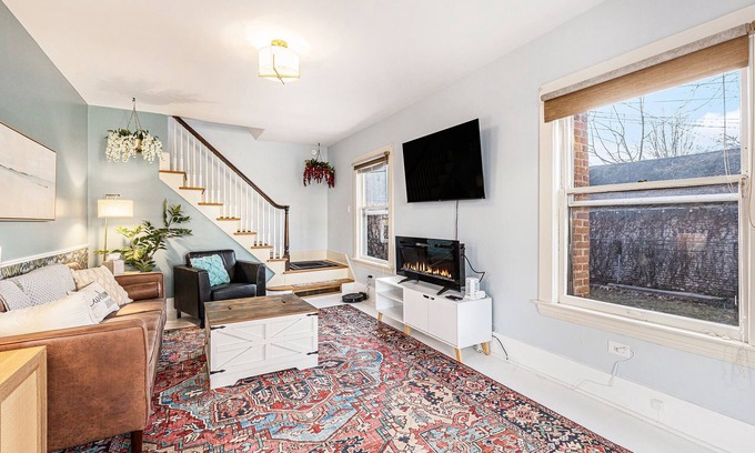 Easttown Apartment | Experience comfort, convenience, and charm in our lovely Carriage House.