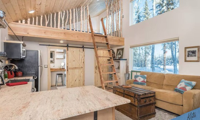 Badger Cabin | Experience Lakeside Cabin Living in North Pole, Alaska!