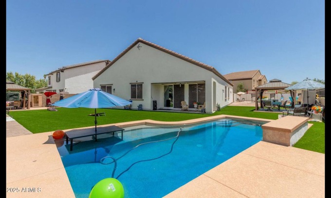 Villa Vista House | Experience luxury at its finest. Spacious 4 bed 3 bath estate in South Mountain