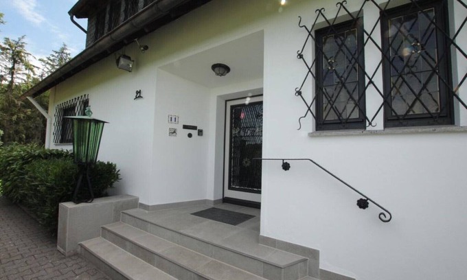Orth House | Experience world-class service at Villa Heidi