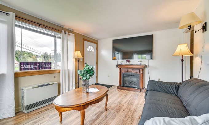 Pittsburg House | Explore ATV Trails: Home 1 Mi to Lake Francis