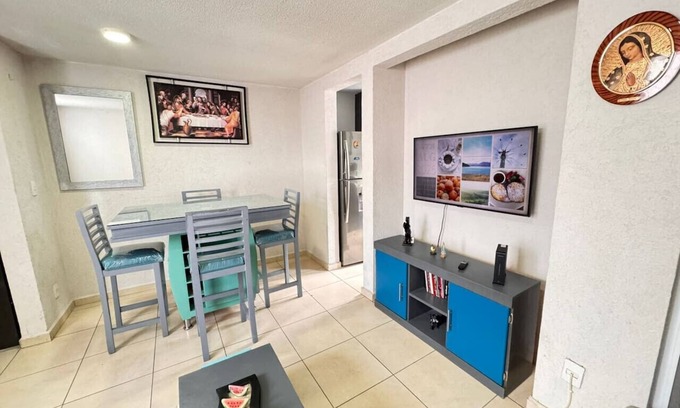 Guerrero Condo | Explore CDMX: subway and culture at your fingertips